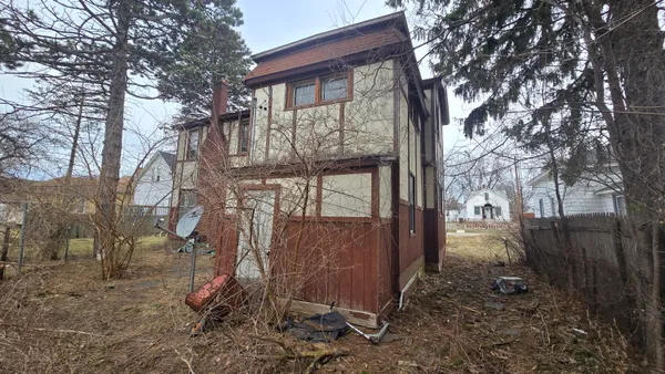 $99,900 | 710 East Foster Street, Ludington, MI 49431