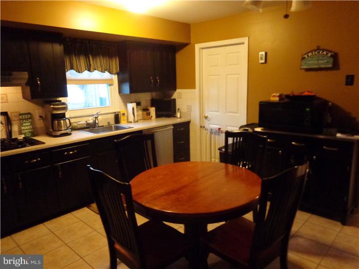 336 George Dye Road Hamilton Square, NJ 08690 - Photo 7 of 23 Kitchen