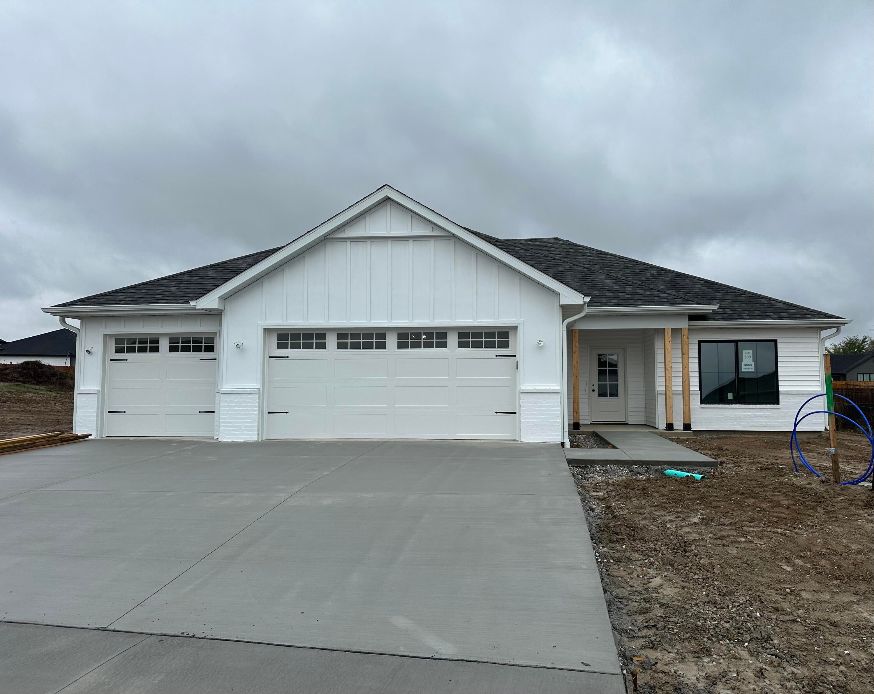 4665 Ambassador Road Ashland, MO 65010 - Photo 1 of 1 IMG_4531