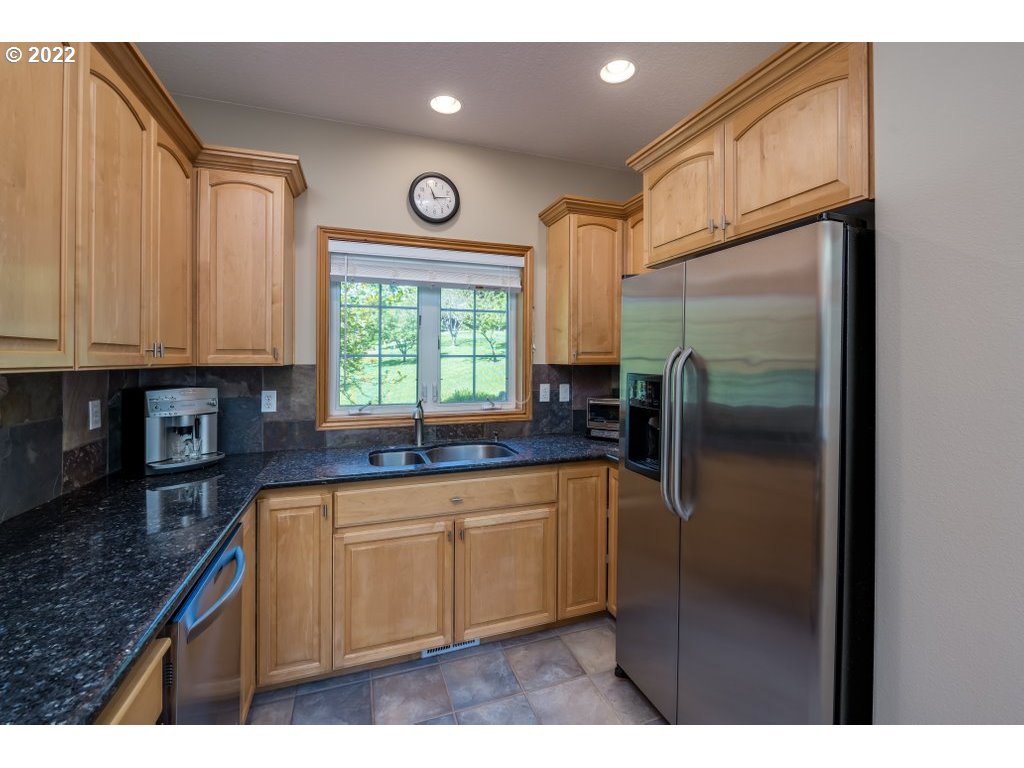 22495 Southwest Kruger Road Sherwood, OR 97140 - Photo 11 of 32 Gallery Image 11