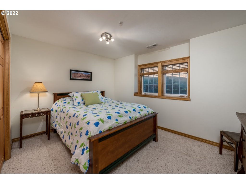 22495 Southwest Kruger Road Sherwood, OR 97140 - Photo 22 of 32 Gallery Image 22