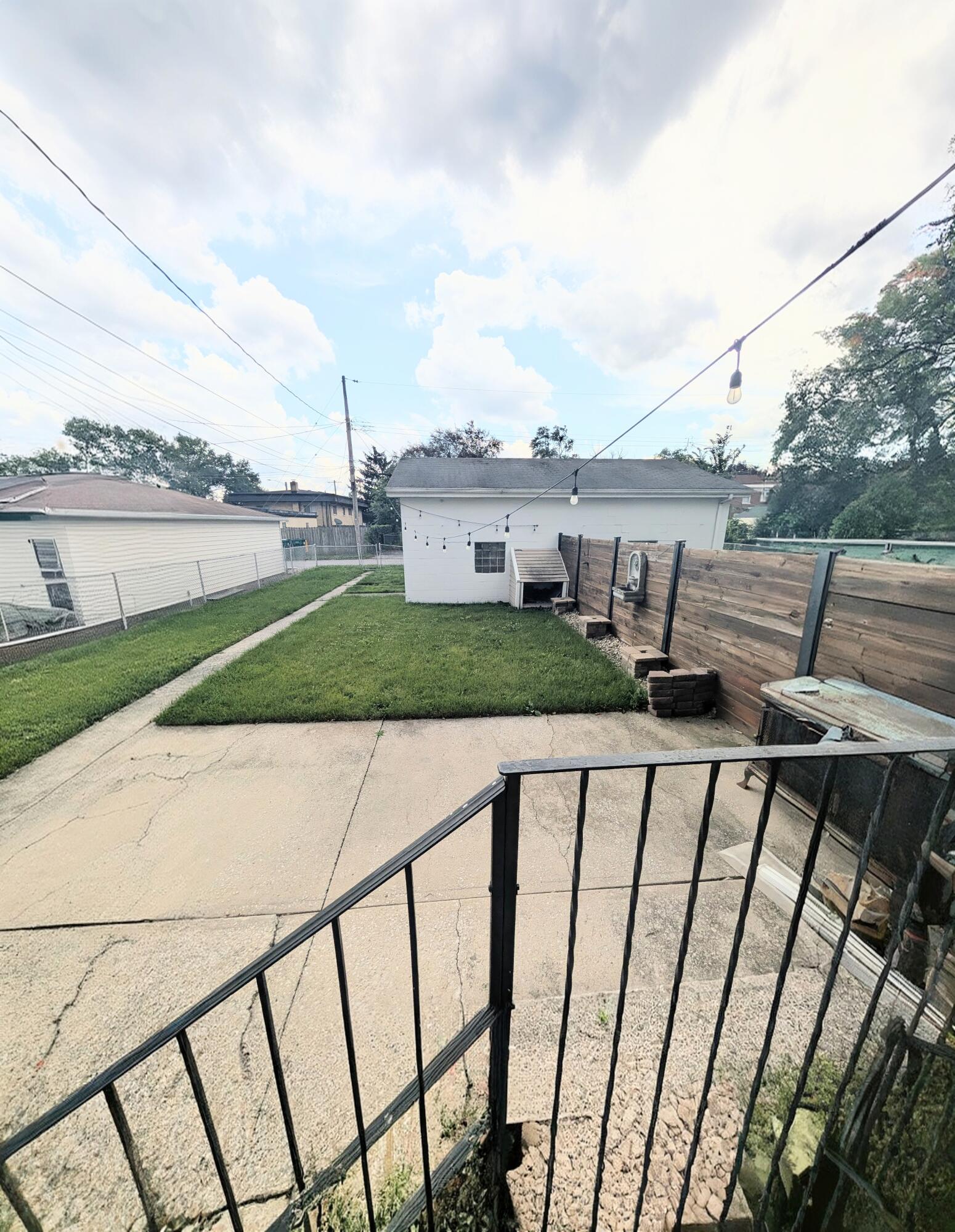 322 Beacon Place Munster, IN 46321 - Photo 12 of 12 1550x1999