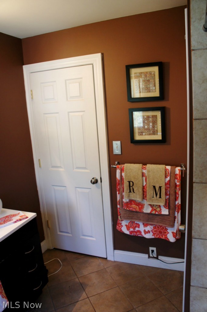 3877 Silsby Road Cleveland, OH 44111 - Photo 14 of 23 Gallery Image 14