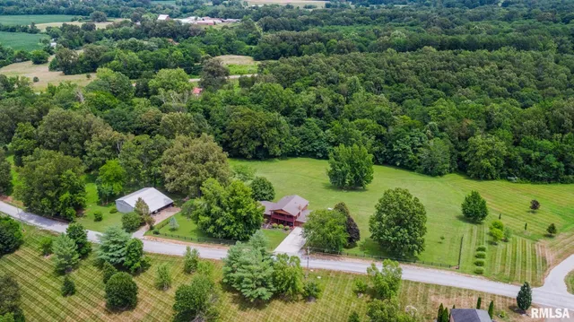 $339,000 | 285 Sally Holler Road, Harrisburg, IL 62946