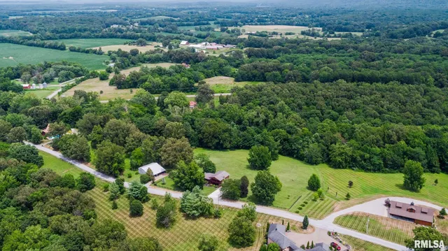 $339,000 | 285 Sally Holler Road, Harrisburg, IL 62946