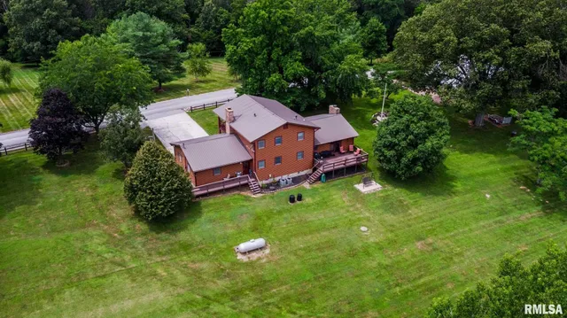 $339,000 | 285 Sally Holler Road, Harrisburg, IL 62946