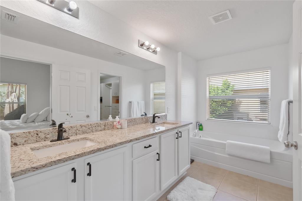 4923 Southwest 40th Lane Ocala, FL 34474 - Photo 22 of 50