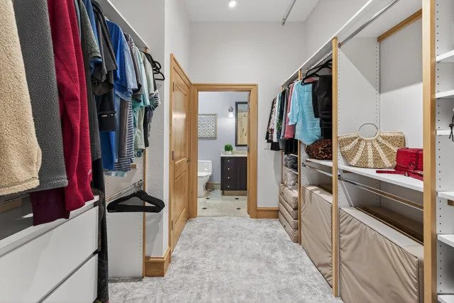 $449,900 | 1313 North Franklin Place, Unit 1002, Milwaukee, WI 53202