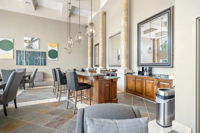 $449,900 | 1313 North Franklin Place, Unit 1002, Milwaukee, WI 53202