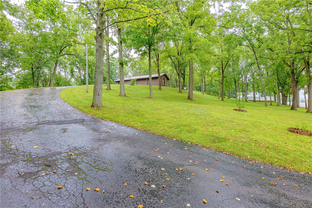 451 Victor Road Perinton, NY 14450 - Photo 2 of 48 Gallery Image 2