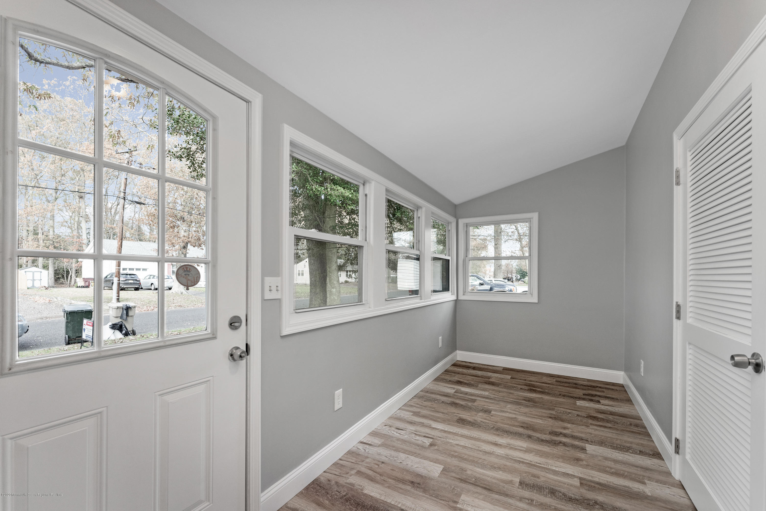 312 Riverside Drive Bayville, NJ 08721 - Photo 2 of 40 Foyer-Sitingroom1
