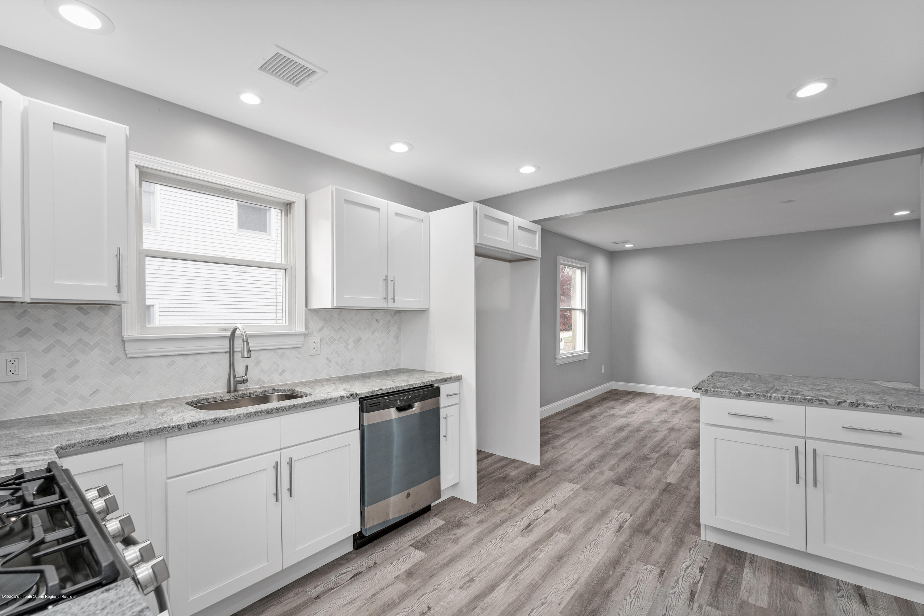 312 Riverside Drive Bayville, NJ 08721 - Photo 11 of 40 Kitchen4