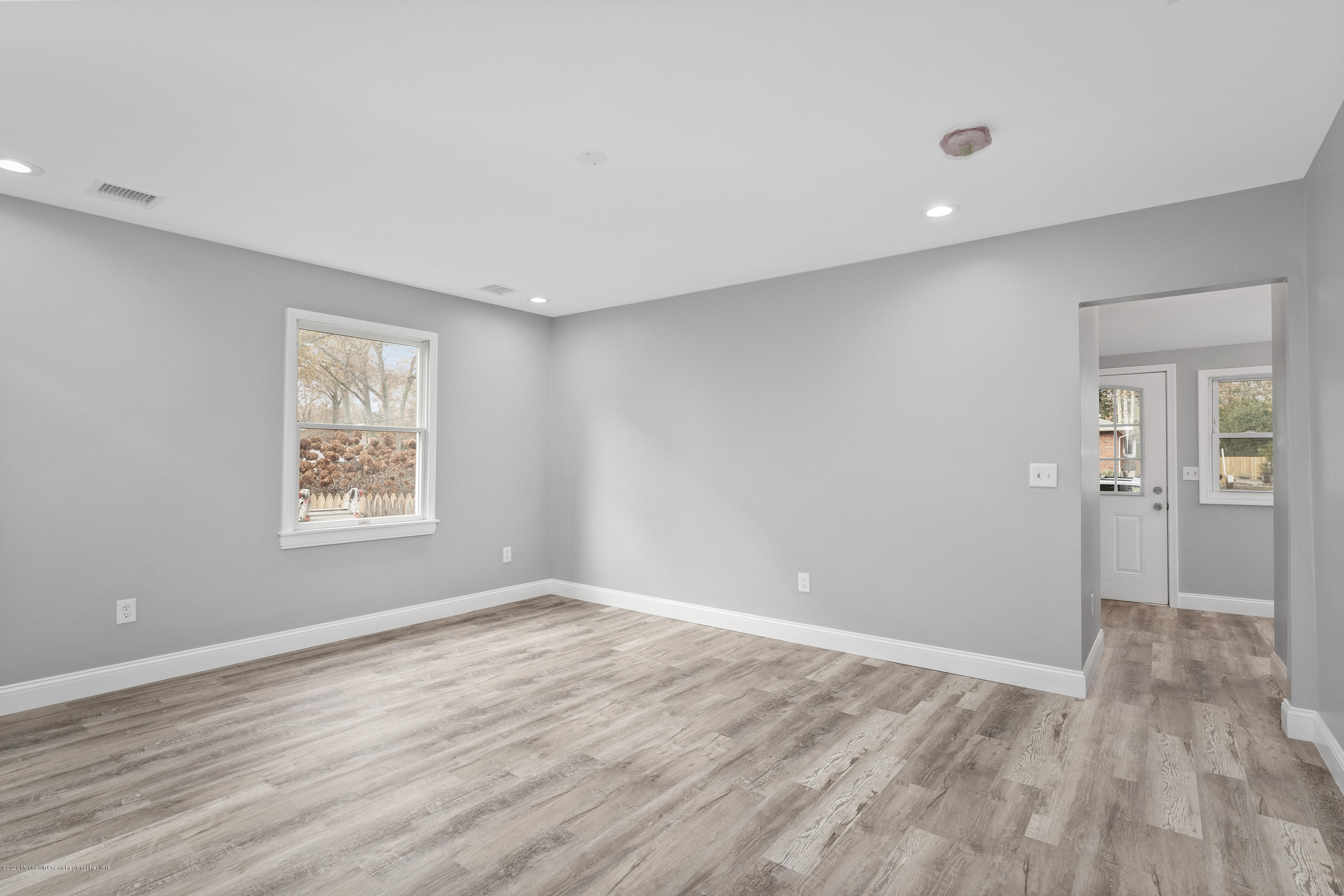 312 Riverside Drive Bayville, NJ 08721 - Photo 3 of 40 LR1