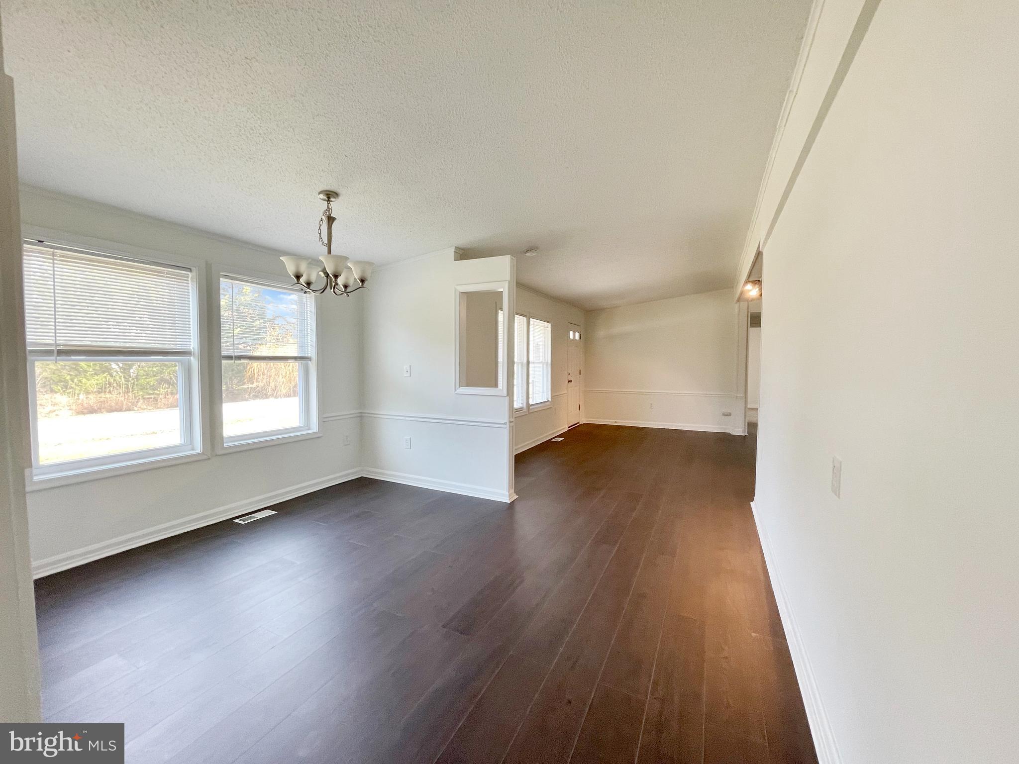 1018 Rodgers Road Churchton, MD 20733 - Photo 8 of 19 Dining area