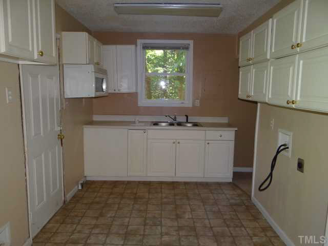 10649 Old Stage Road Raleigh, NC 27603 - Photo 3 of 10 Photo 3