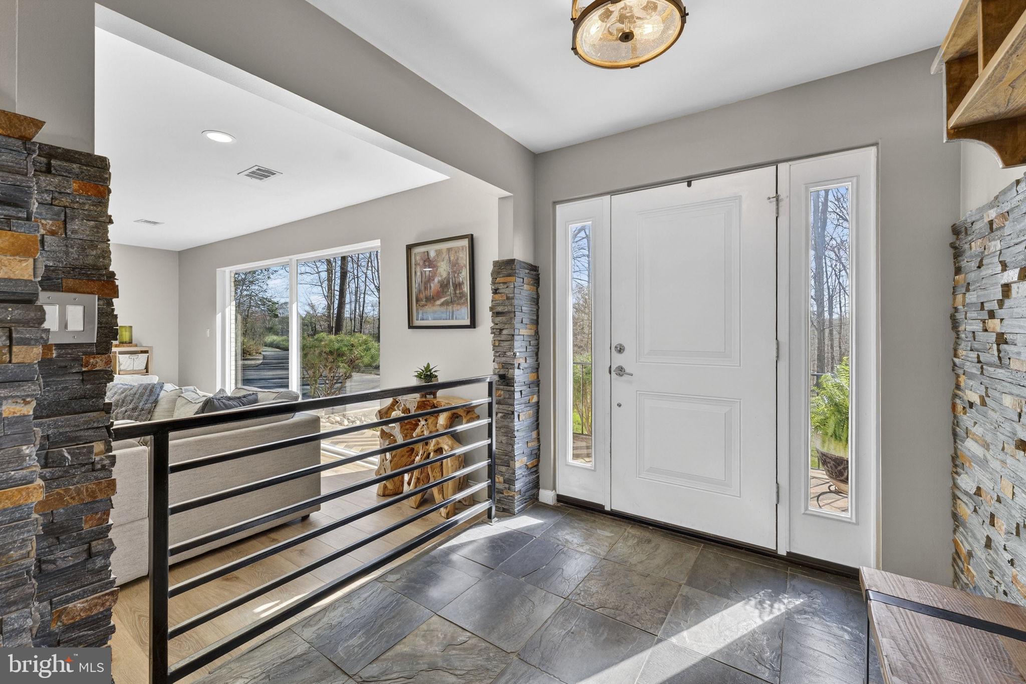 7427 Maple Branch Road Clifton, VA 20124 - Photo 9 of 100 Inviting Foyer