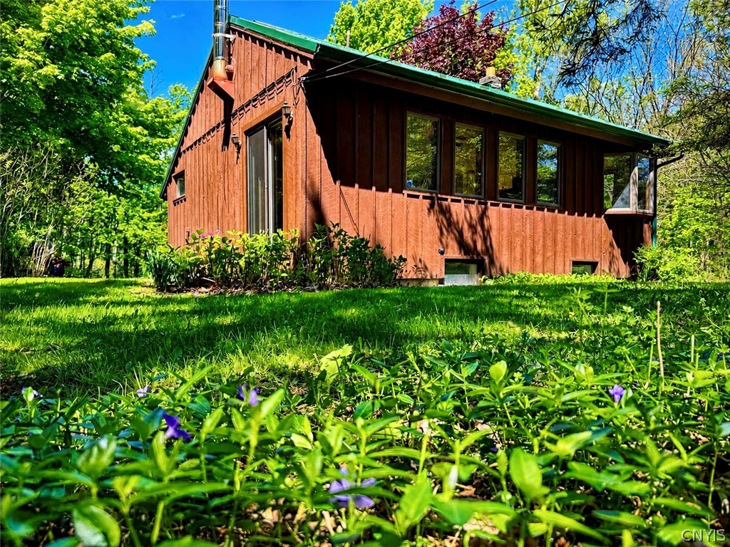 8665 Kinderhook Road Manlius, NY 13082 - Photo 2 of 34