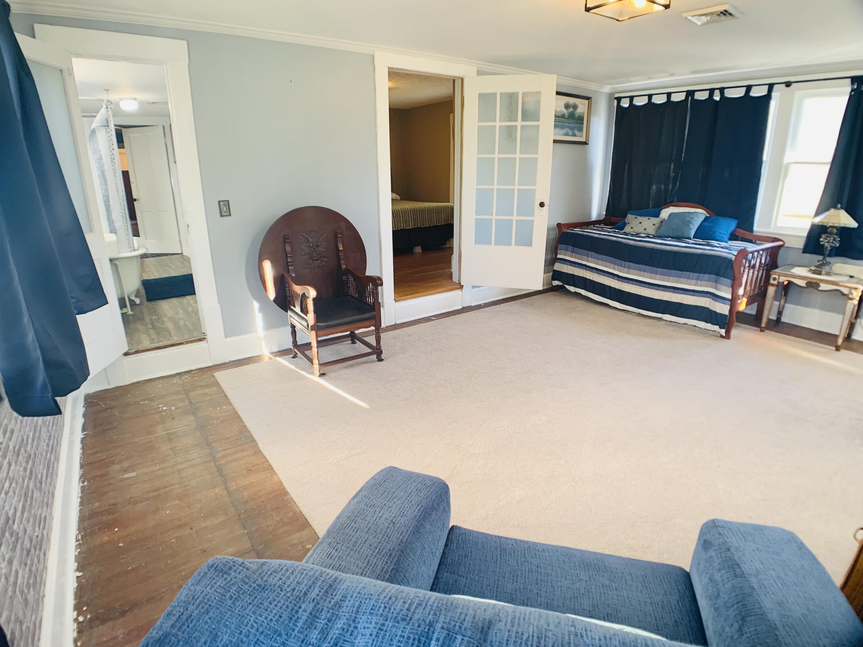 709 McCormick Boulevard Clifton Forge, VA 24422 - Photo 44 of 74 a living room with furniture and a window