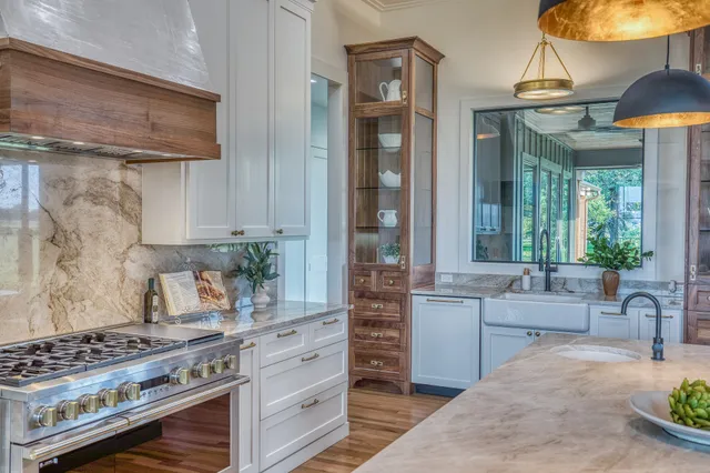 $2,495,000 | 104 Hartfield Hill Lane, Round Top, TX 78954