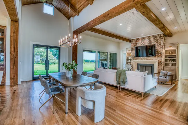 $2,495,000 | 104 Hartfield Hill Lane, Round Top, TX 78954