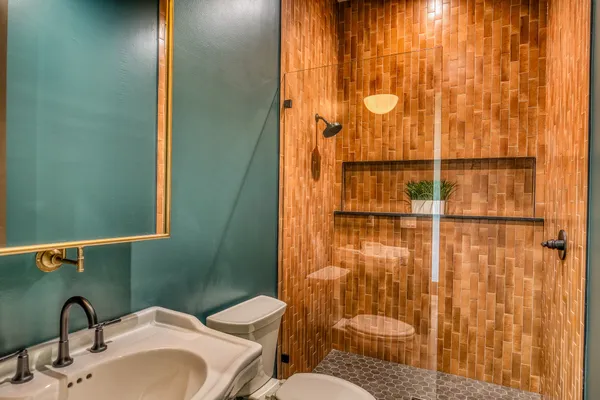 $2,495,000 | 104 Hartfield Hill Lane, Round Top, TX 78954