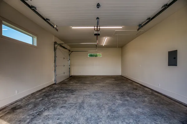 $2,495,000 | 104 Hartfield Hill Lane, Round Top, TX 78954