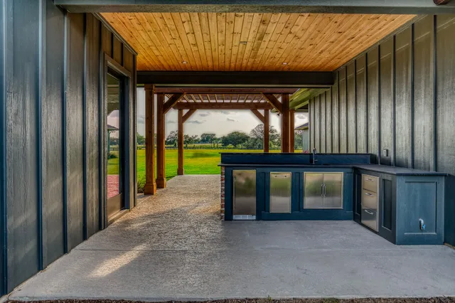 $2,495,000 | 104 Hartfield Hill Lane, Round Top, TX 78954