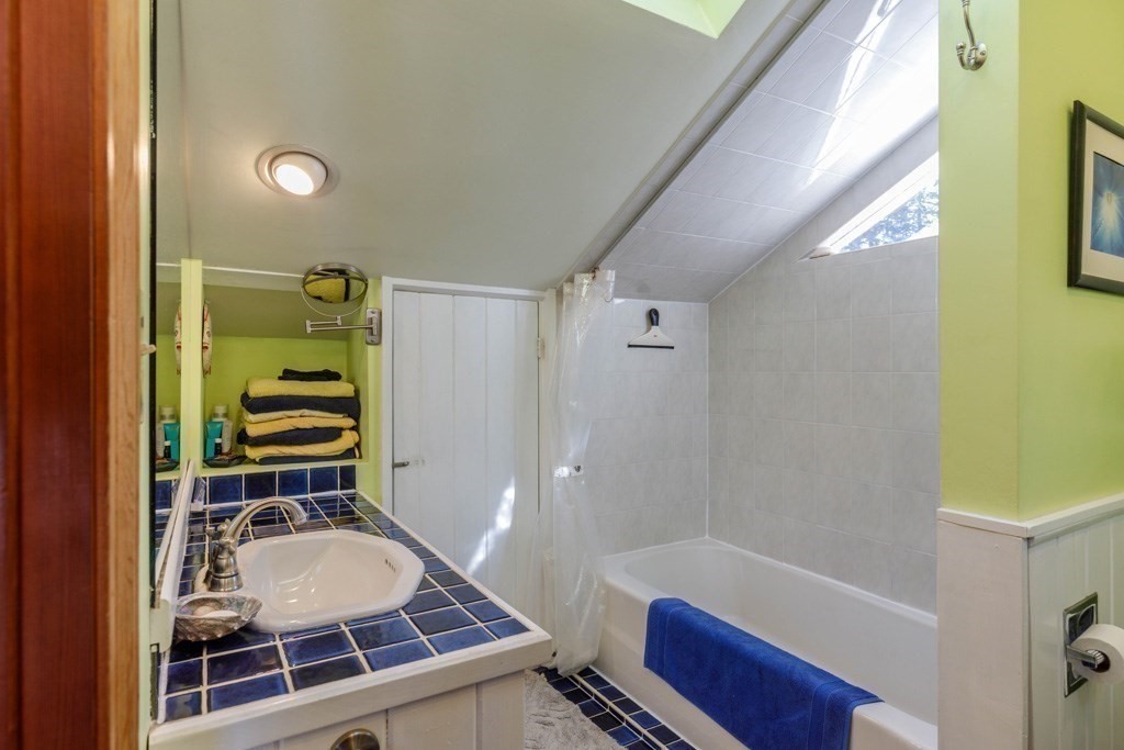 162 Sherbert Road Ashburnham, MA 01430 - Photo 17 of 38