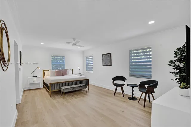 $2,649,000 | 725 Harrison Street, Hollywood, FL 33019