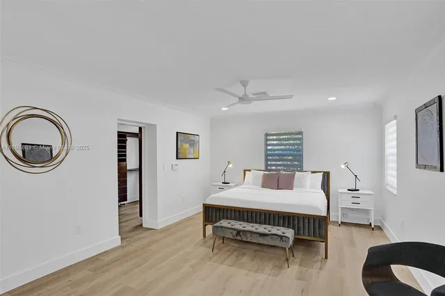 $2,649,000 | 725 Harrison Street, Hollywood, FL 33019