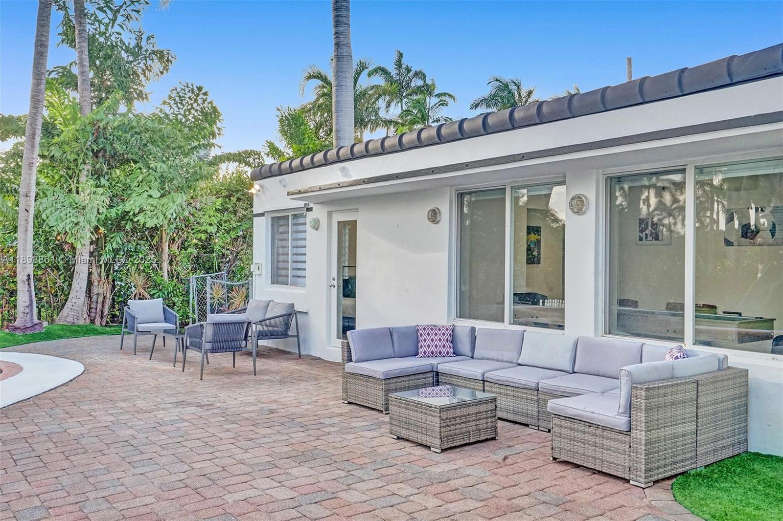 725 Harrison Street Hollywood, FL 33019 - Photo 76 of 91