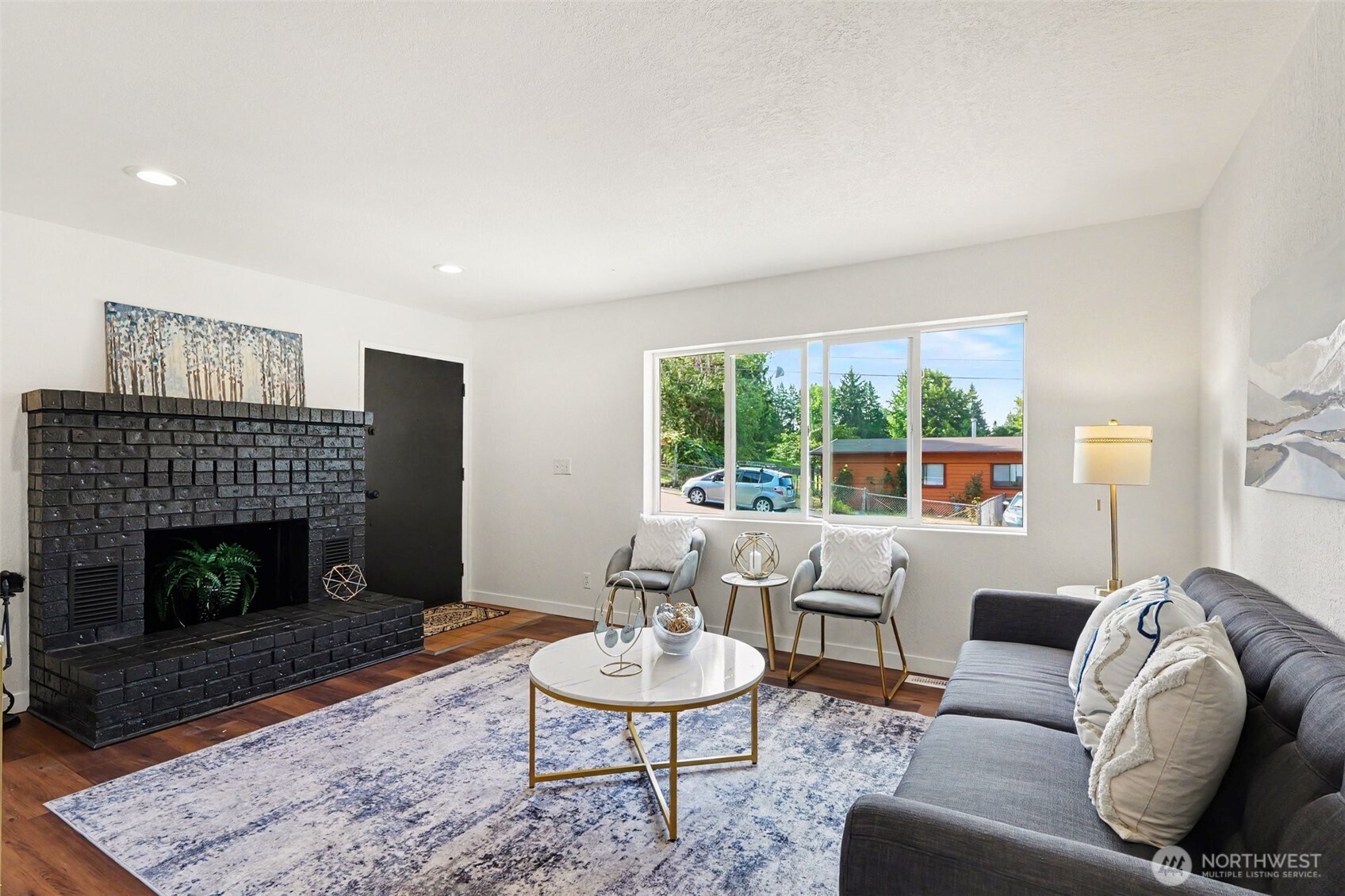 2618 Northeast 9th Street Renton, WA 98056 - Photo 5 of 27 Gallery Image 5