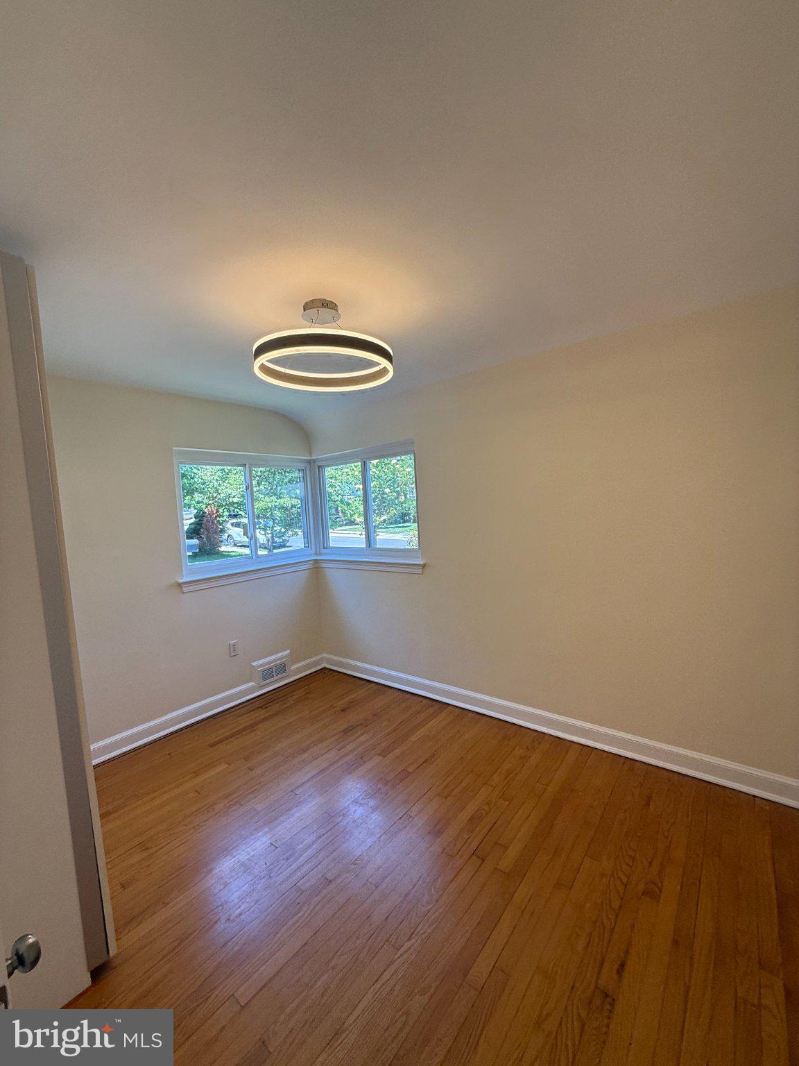 4616 Rosedale Avenue Bethesda, MD 20814 - Photo 11 of 26