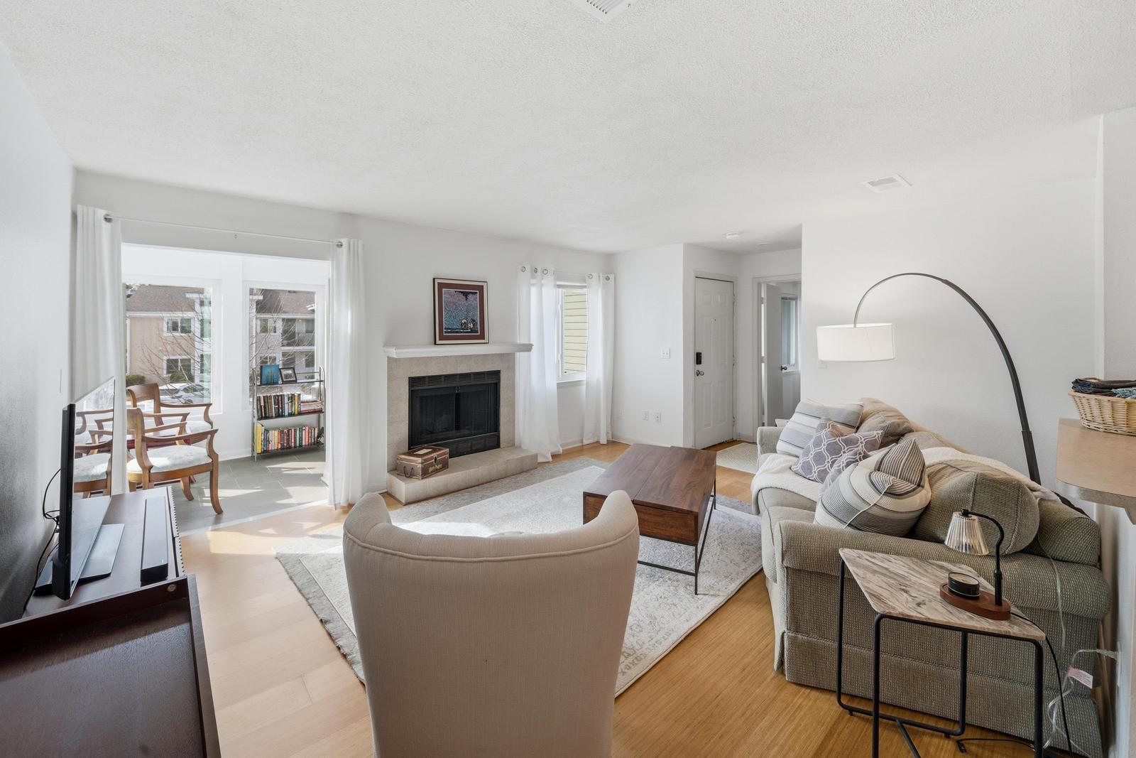 267 Alexandra Drive, Unit 12 Mount Pleasant, SC 29464 - Photo 11 of 42 11