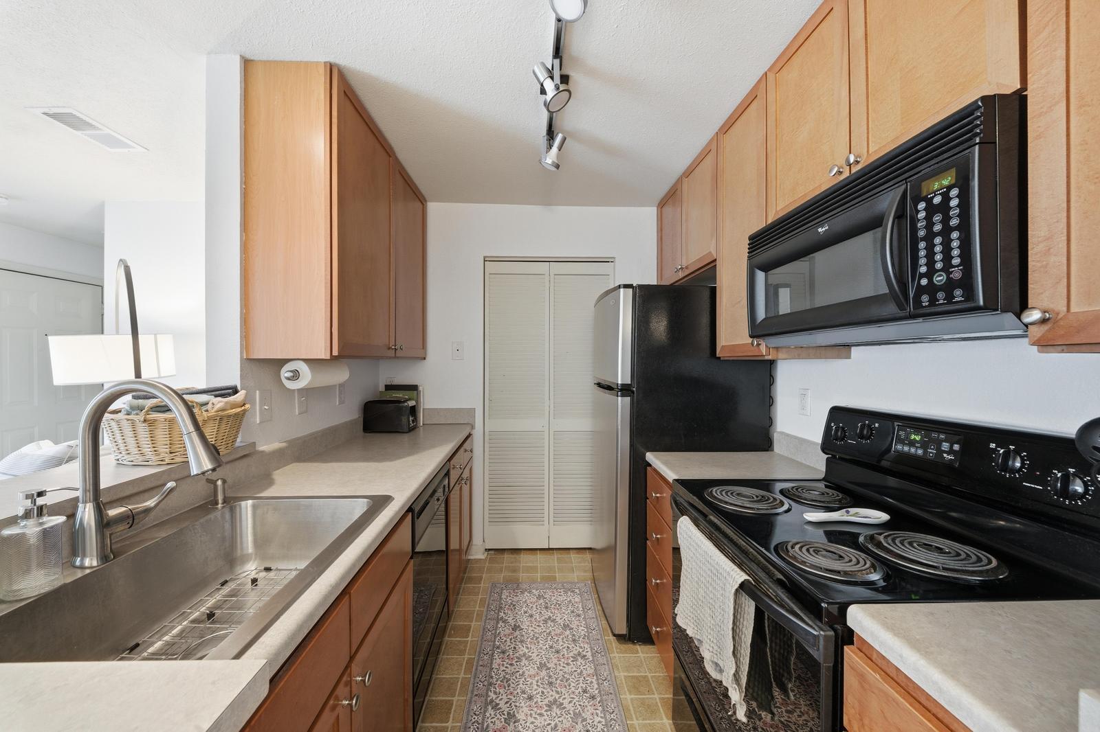 267 Alexandra Drive, Unit 12 Mount Pleasant, SC 29464 - Photo 16 of 42 17