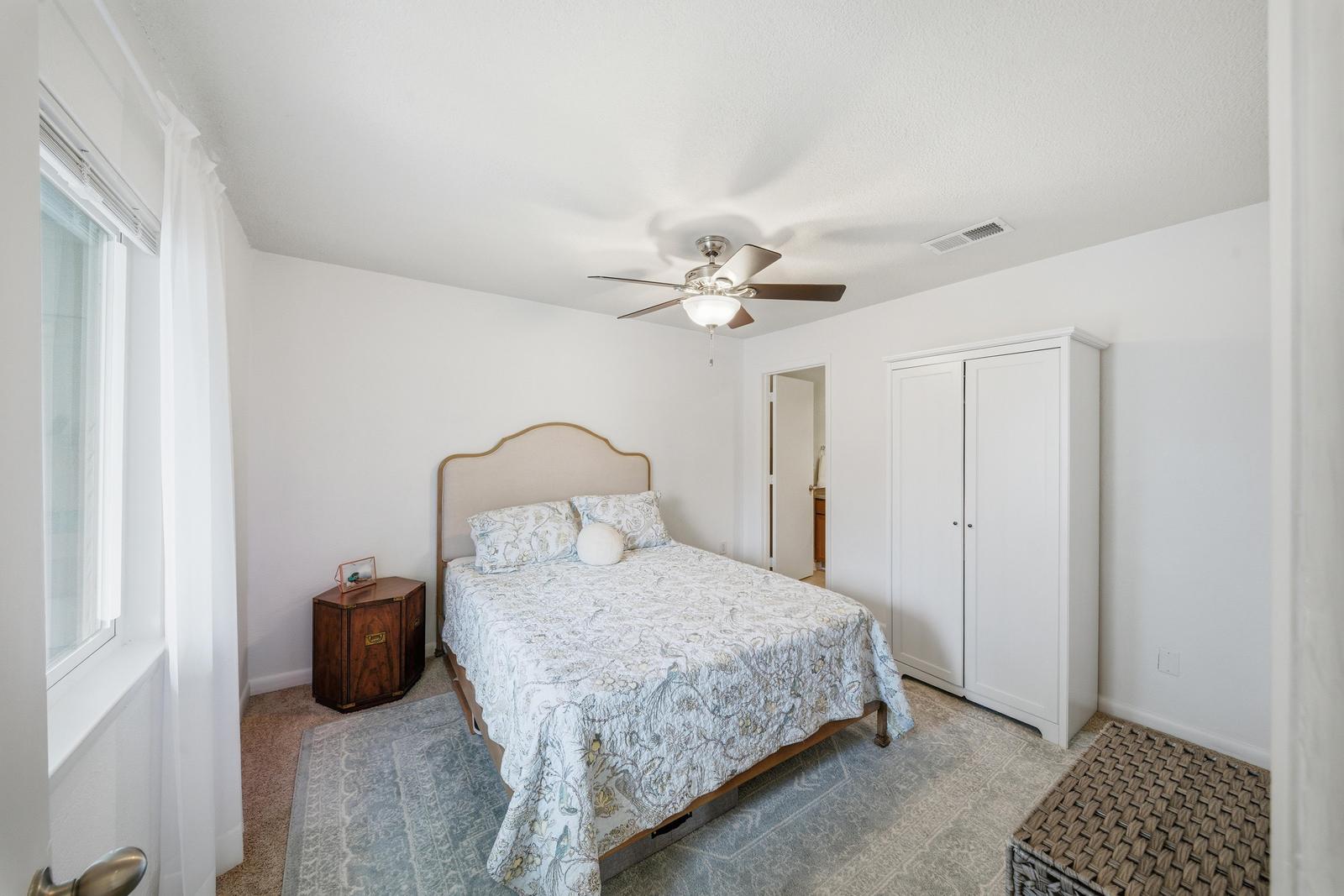 267 Alexandra Drive, Unit 12 Mount Pleasant, SC 29464 - Photo 29 of 42 31