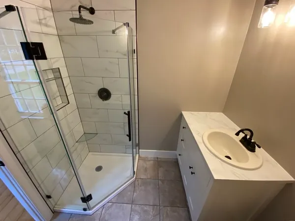 $2,500 | 55 Montague Road, Sunderland, MA 01375