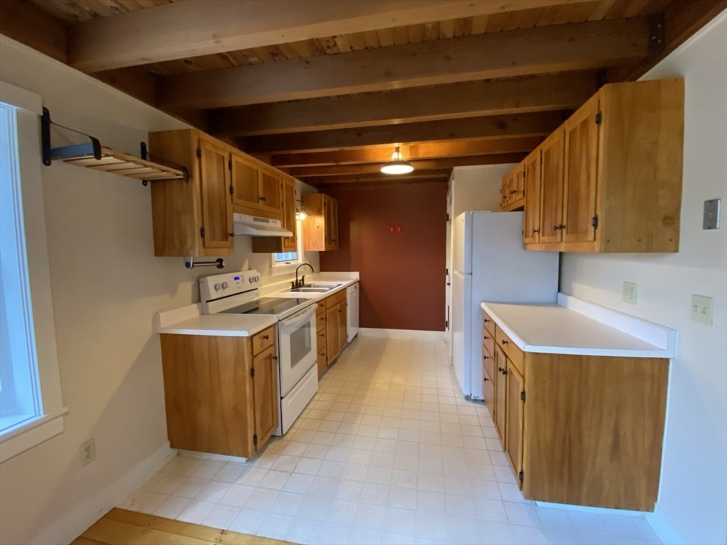 55 Montague Road Sunderland, MA 01375 - Photo 4 of 16