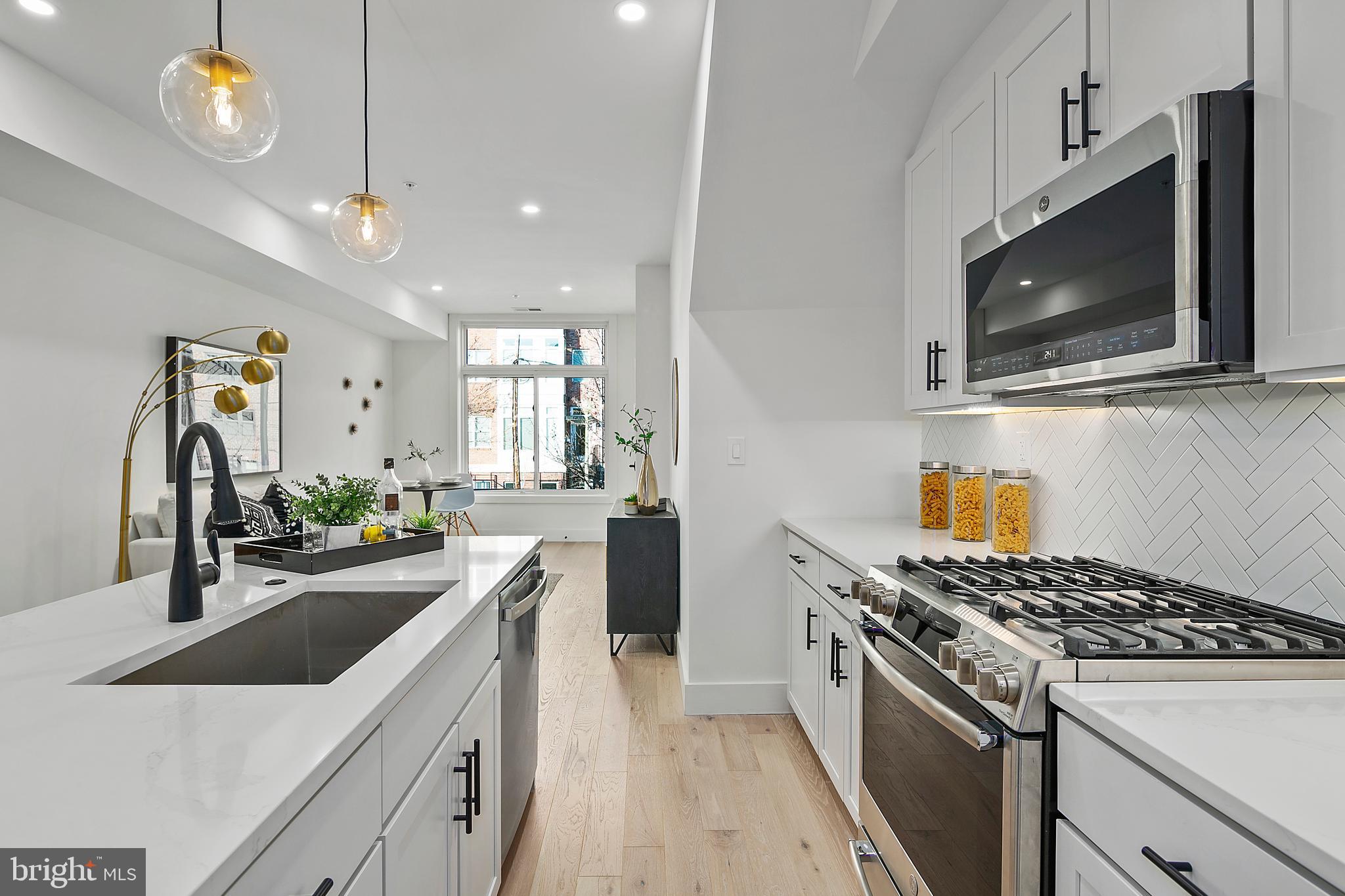 1505 K Street Southeast, Unit 2 Washington, DC 20003 - Photo 20 of 43