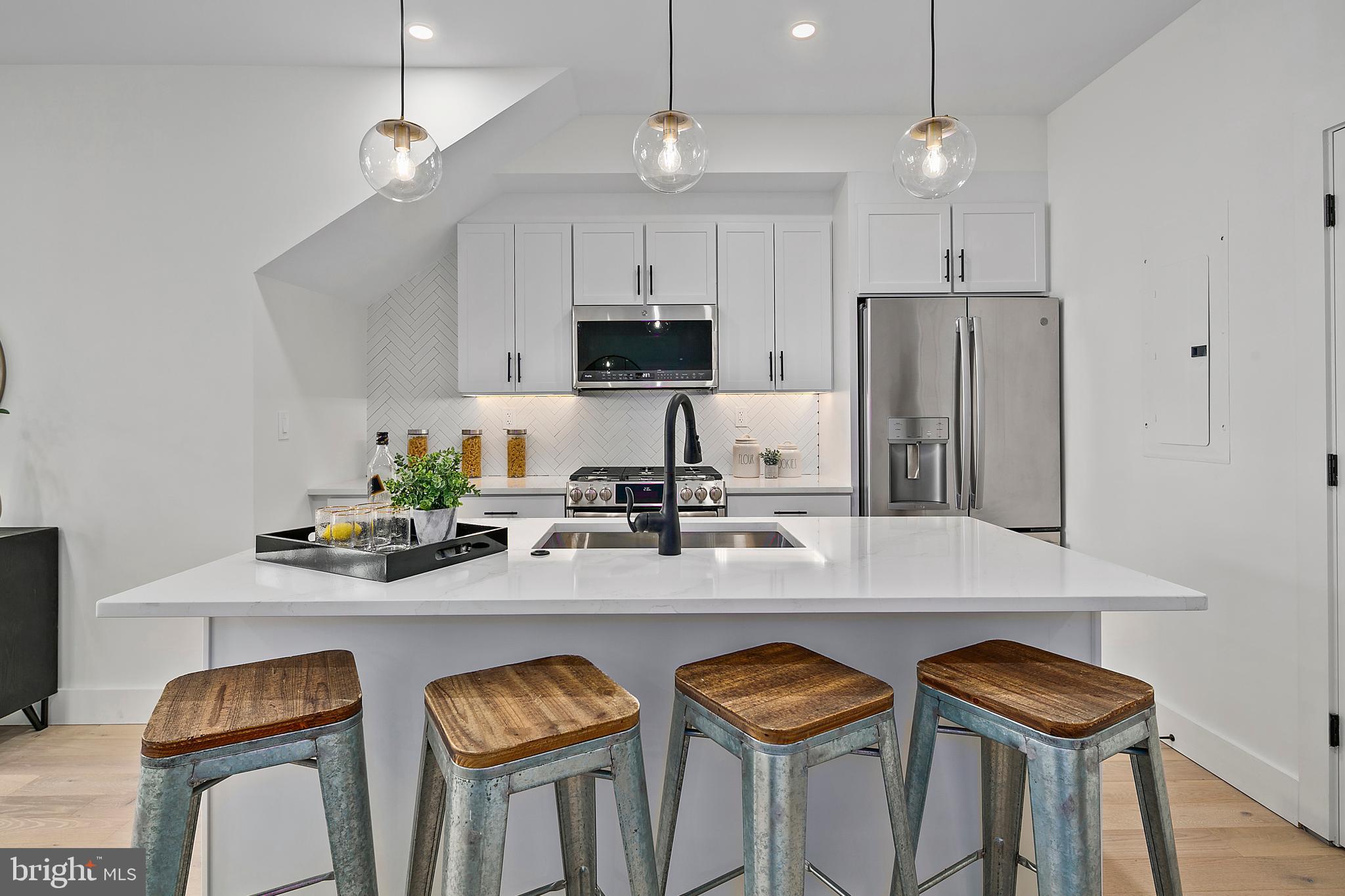 1505 K Street Southeast, Unit 2 Washington, DC 20003 - Photo 25 of 43