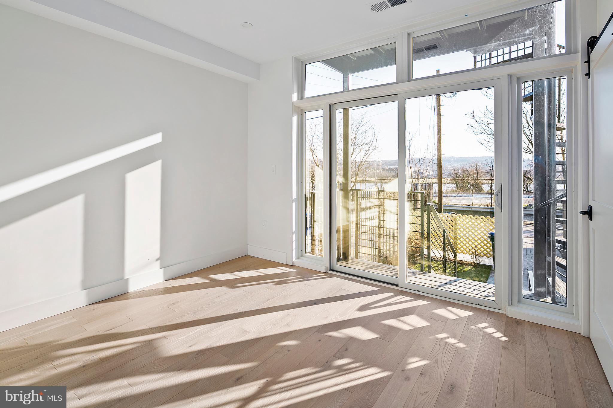 1505 K Street Southeast, Unit 2 Washington, DC 20003 - Photo 43 of 43