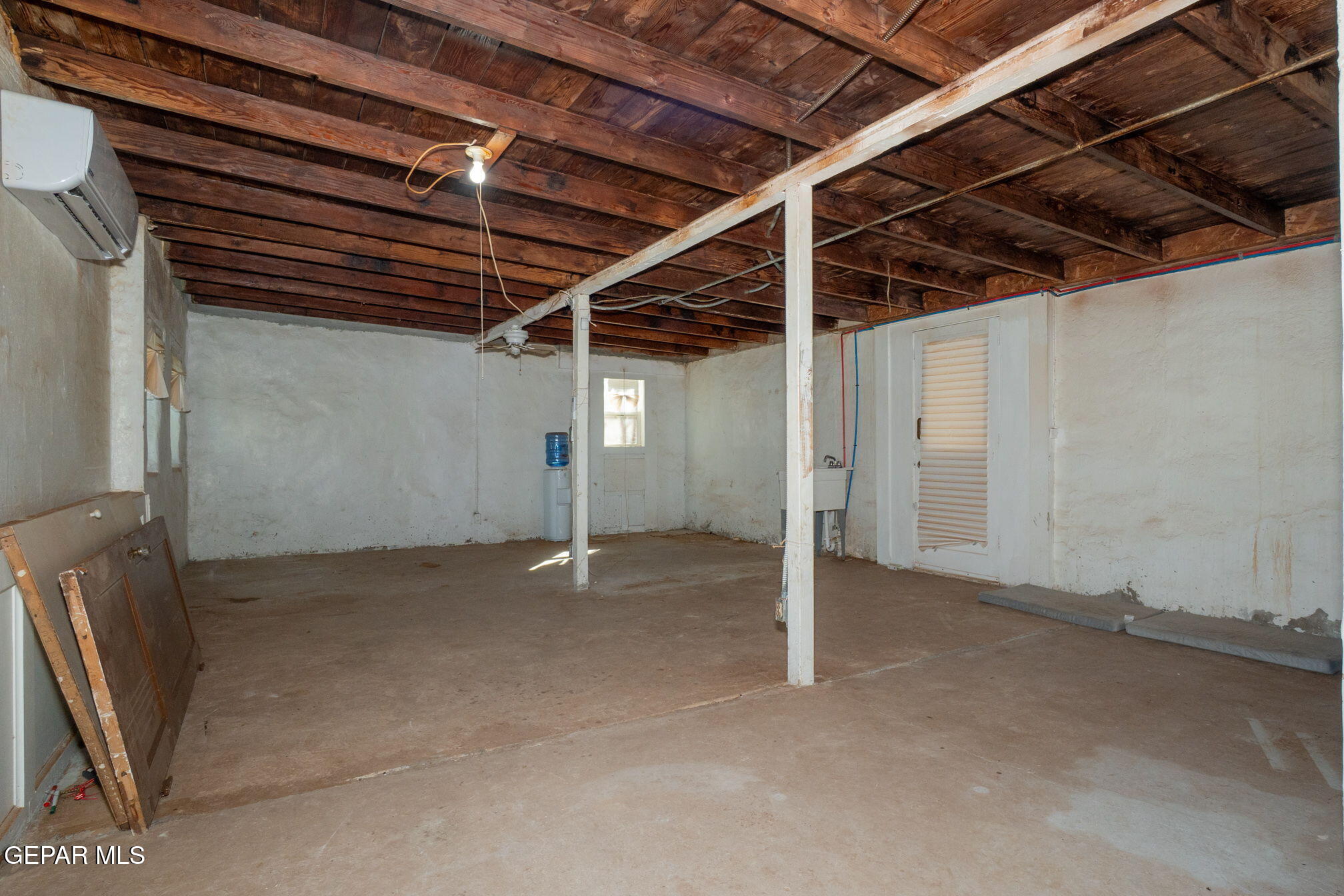 4112 Roxbury Drive El Paso, TX 79922 - Photo 11 of 18 Interior View