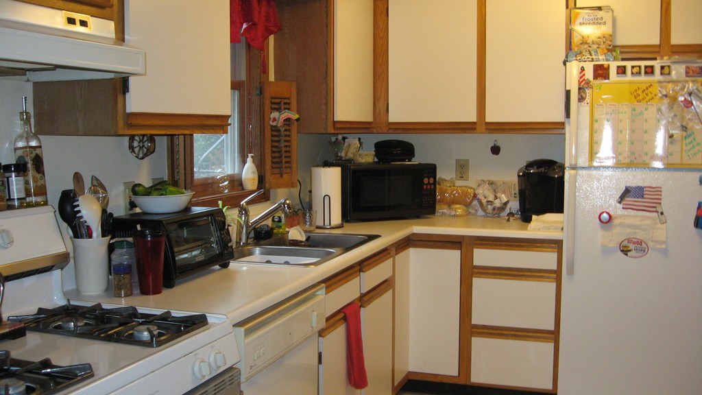 33 A Keach Avenue Worcester, MA 01607 - Photo 2 of 16 Gallery Image 2
