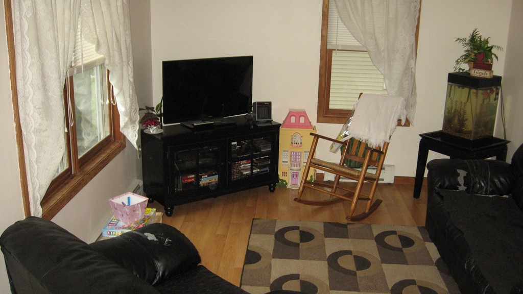 33 A Keach Avenue Worcester, MA 01607 - Photo 4 of 16 Gallery Image 4