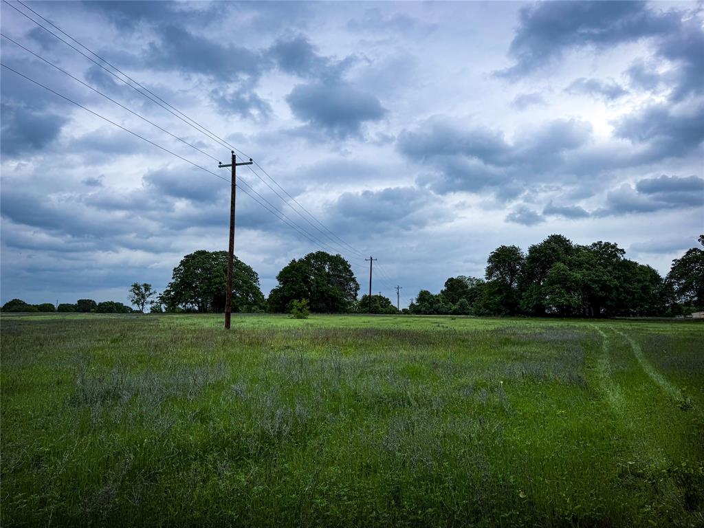 101 Campbell Lane Springtown, TX 76082 - Photo 9 of 10