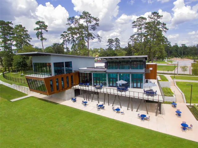 $1,159,000 | 416 Venado View Court, Conroe, TX 77304