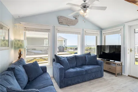 $1,200,000 | 11 Woodruff Street, Narragansett, RI 02882