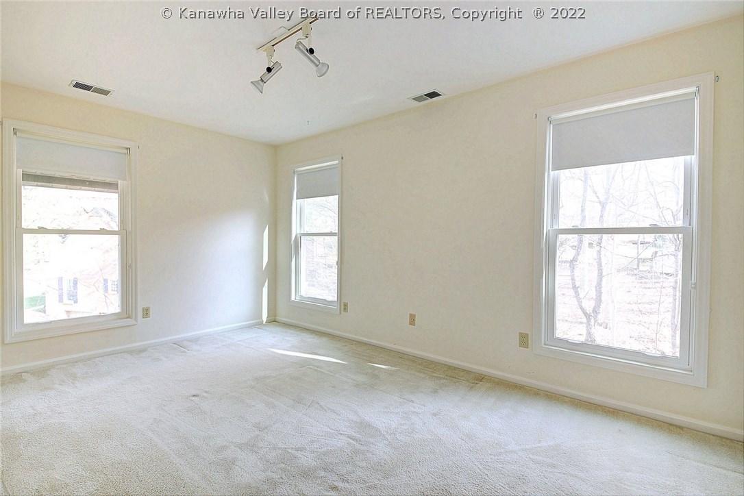 1820 Shadybrook Road Charleston, WV 25314 - Photo 26 of 30 Gallery Image 26