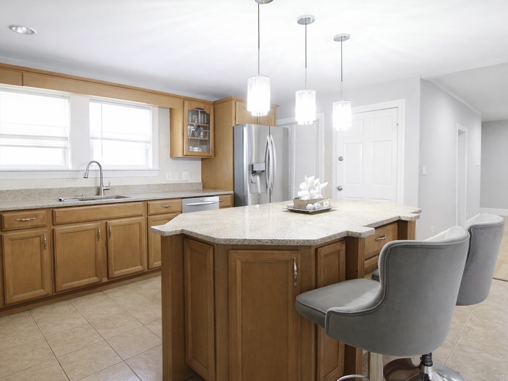 162 Chatham Street Lynn, MA 01902 - Photo 14 of 26