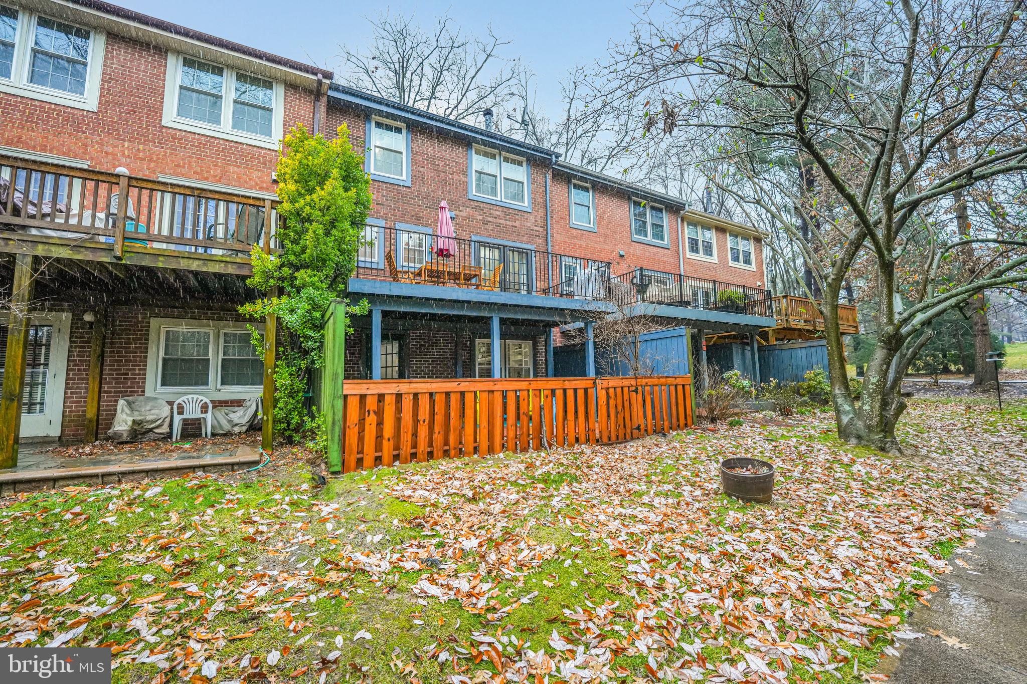 2111 Golf Course Drive Reston, VA 20191 - Photo 31 of 34 Rear of home